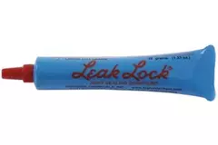 Sealing paste for flare and screw connections